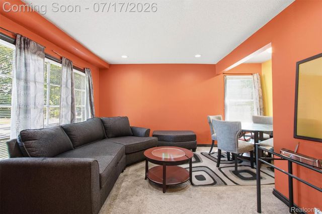 12580 Promenade Street, Detroit, MI 48213