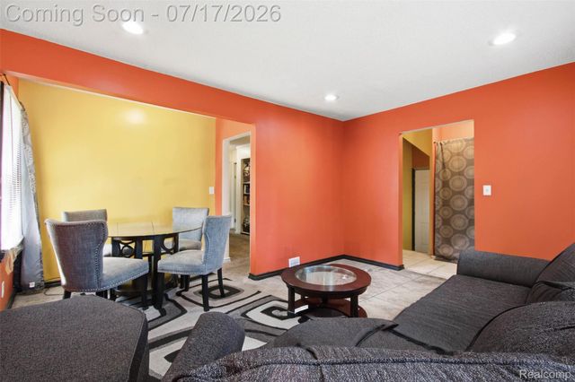 12580 Promenade Street, Detroit, MI 48213