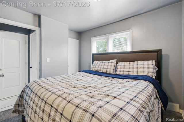 12580 Promenade Street, Detroit, MI 48213