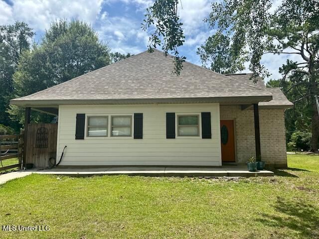 100 S Loftin Street, Picayune, MS 39466