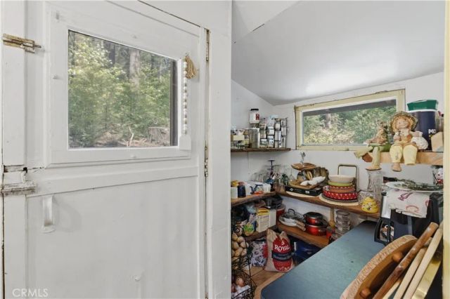815 Cottage Grove, Lake Arrowhead, CA 92352