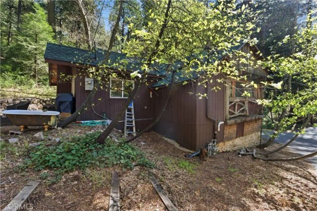 815 Cottage Grove, Lake Arrowhead, CA 92352