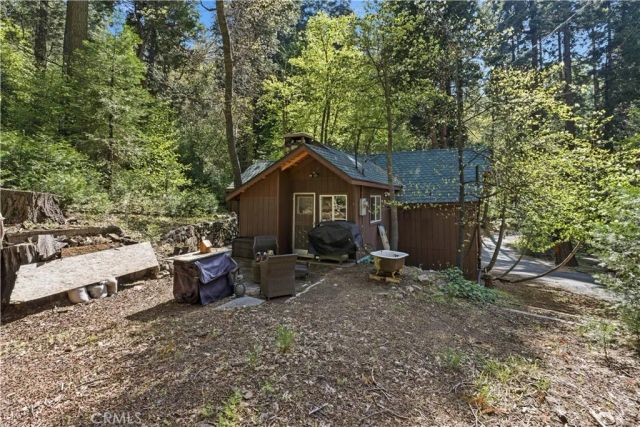 815 Cottage Grove, Lake Arrowhead, CA 92352