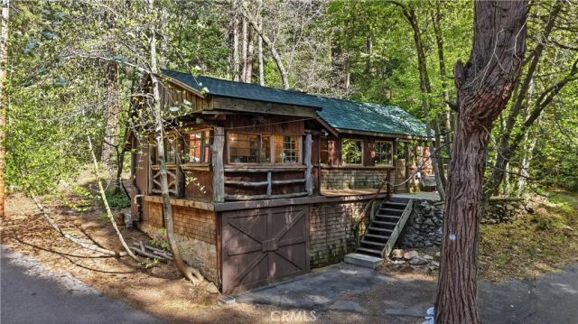 815 Cottage Grove, Lake Arrowhead, CA 92352