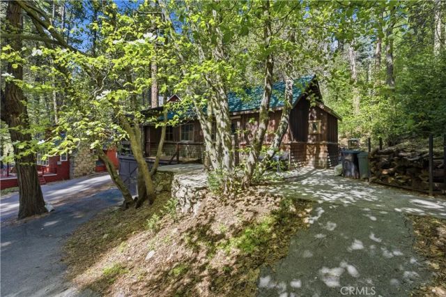 815 Cottage Grove, Lake Arrowhead, CA 92352