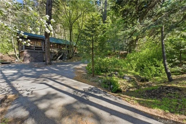 815 Cottage Grove, Lake Arrowhead, CA 92352