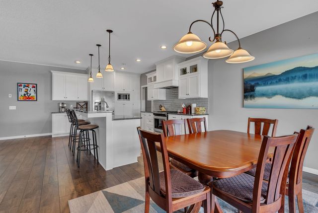 2035 Sandstone Loop N, Sartell, MN 56377