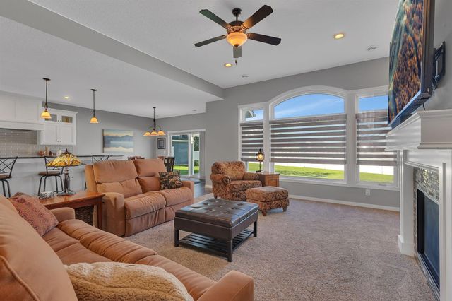 2035 Sandstone Loop N, Sartell, MN 56377