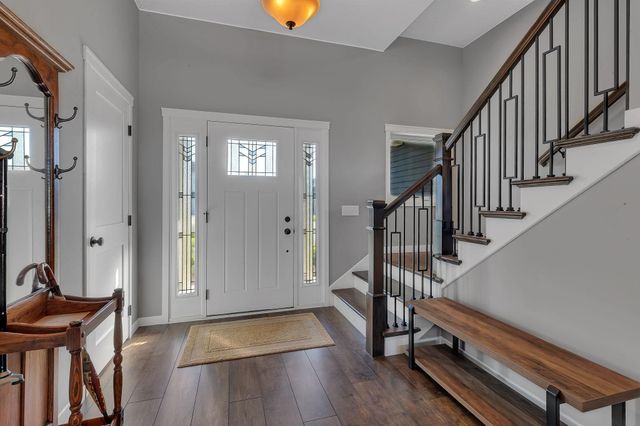 2035 Sandstone Loop N, Sartell, MN 56377