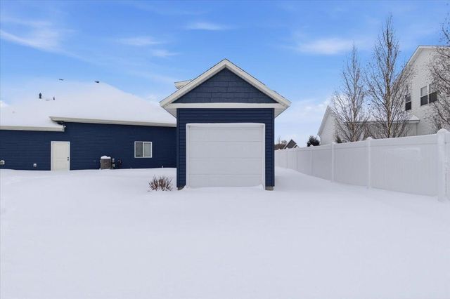 2035 Sandstone Loop N, Sartell, MN 56377