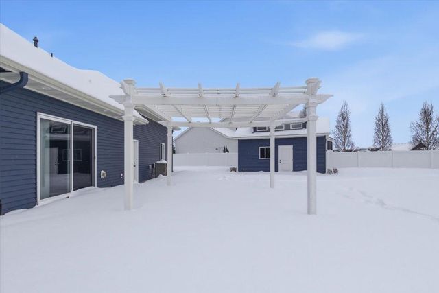 2035 Sandstone Loop N, Sartell, MN 56377