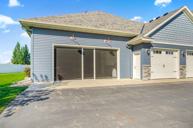 2035 Sandstone Loop N, Sartell, MN 56377