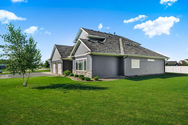 2035 Sandstone Loop N, Sartell, MN 56377