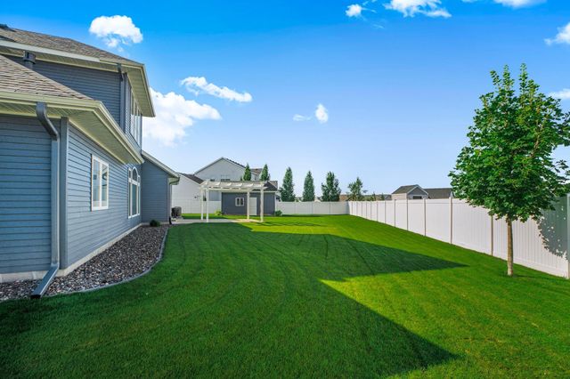 2035 Sandstone Loop N, Sartell, MN 56377