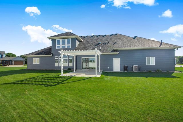 2035 Sandstone Loop N, Sartell, MN 56377