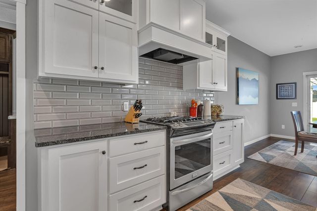 2035 Sandstone Loop N, Sartell, MN 56377