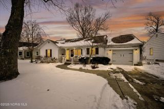 126 Edgerton Drive, Waterville, OH 43566
