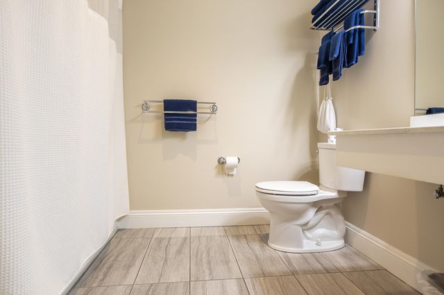 1 Ocean Ave Unit 201, York, ME 03909