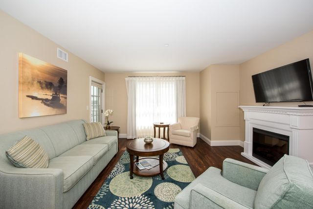 1 Ocean Ave Unit 201, York, ME 03909