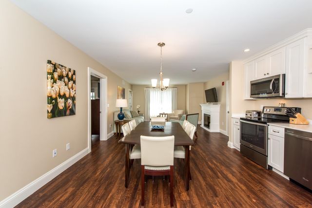 1 Ocean Ave Unit 201, York, ME 03909