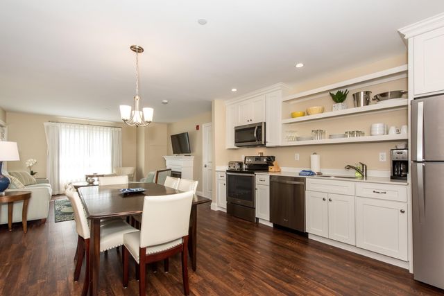 1 Ocean Ave Unit 201, York, ME 03909