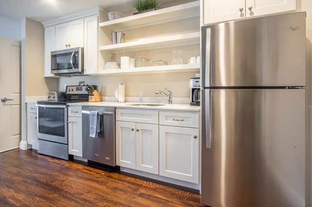 1 Ocean Ave Unit 201, York, ME 03909