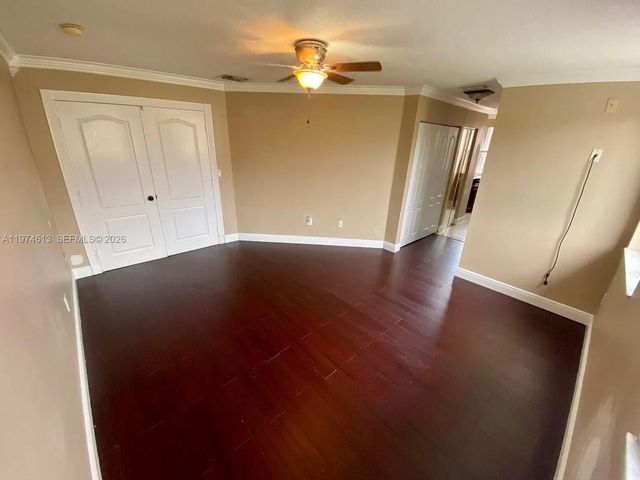 13851 SW 38th Ln, Miami, FL 33175