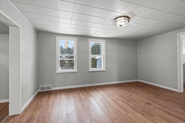 1409 S 10TH STREET, Manitowoc, WI 54220