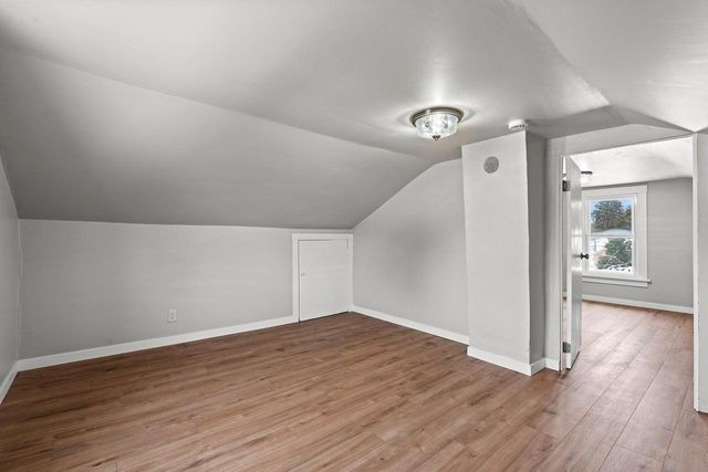 1409 S 10TH STREET, Manitowoc, WI 54220