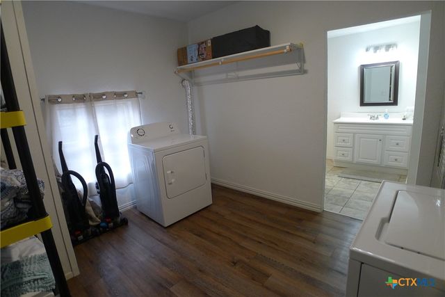 747 Oasis Street, New Braunfels, TX 78130