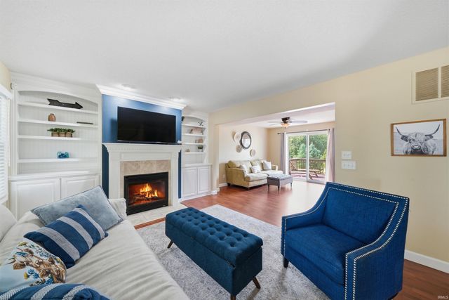 6527 Sir Francis Cove, Fort Wayne, IN 46835