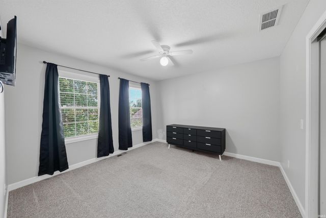 6527 Sir Francis Cove, Fort Wayne, IN 46835