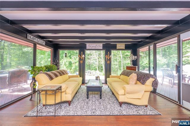 111 Ballantine Road, Andover Twsp, NJ 07821