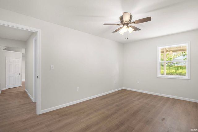 61980 Mayflower Road, South Bend, IN 46614