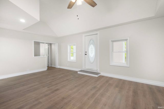 61980 Mayflower Road, South Bend, IN 46614
