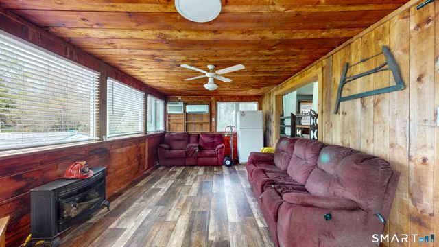 9 Lynn Avenue, Plymouth, CT 06786