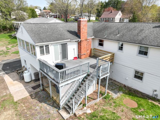 9 Lynn Avenue, Plymouth, CT 06786