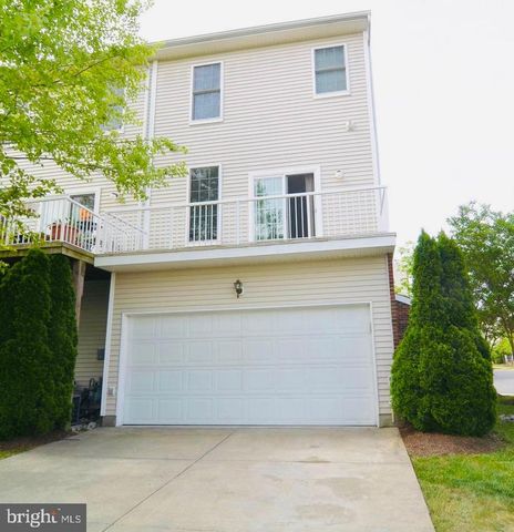 42784 SYKES TER, Chantilly, VA 20152