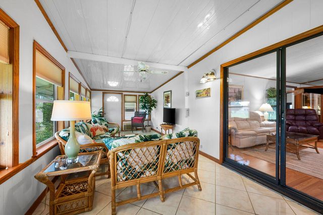 7894 SE Saratoga Drive E, Hobe Sound, FL 33455