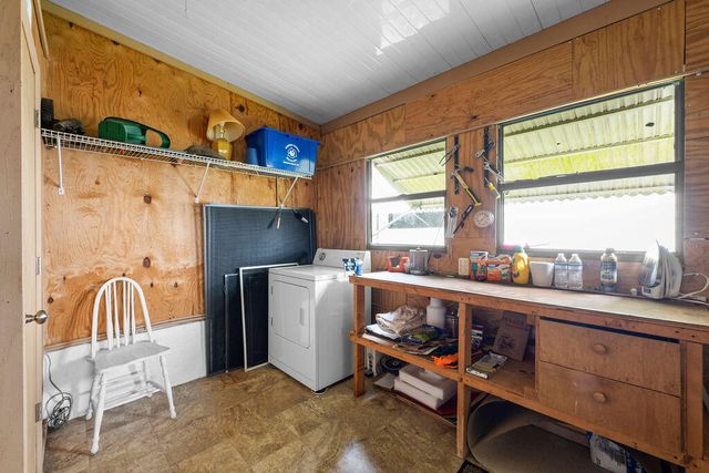 7894 SE Saratoga Drive E, Hobe Sound, FL 33455