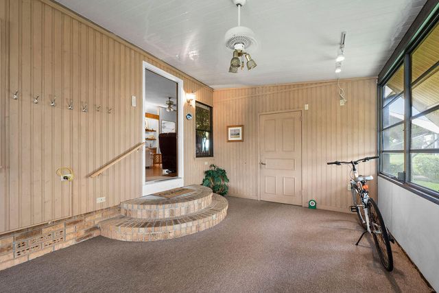 7894 SE Saratoga Drive E, Hobe Sound, FL 33455