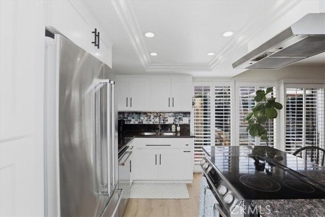 7061 Seville, Riverside, CA 92504