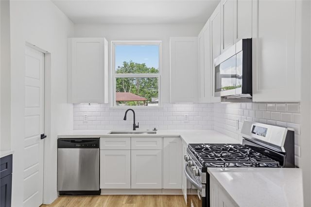 250 Georgia Street A, Houston, TX 77029