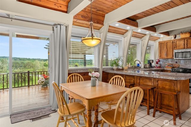 1508 Bloomhardt Road, Raymond, WA 98577