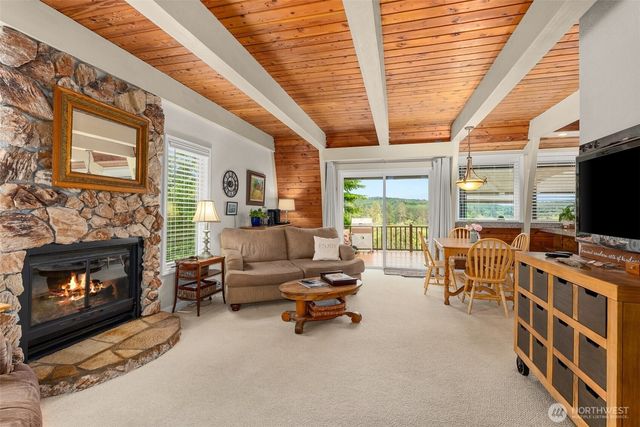 1508 Bloomhardt Road, Raymond, WA 98577