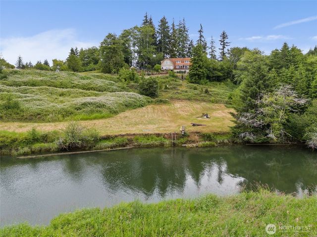 1508 Bloomhardt Road, Raymond, WA 98577