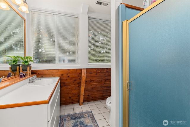 1508 Bloomhardt Road, Raymond, WA 98577