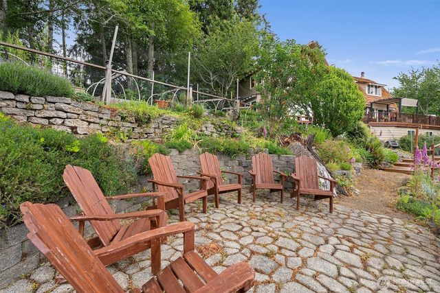 1508 Bloomhardt Road, Raymond, WA 98577