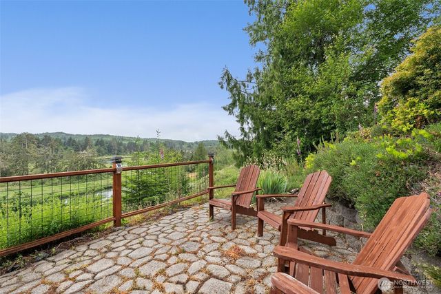 1508 Bloomhardt Road, Raymond, WA 98577