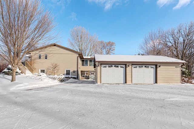 5414 Elkton Trail, Faribault, MN 55021